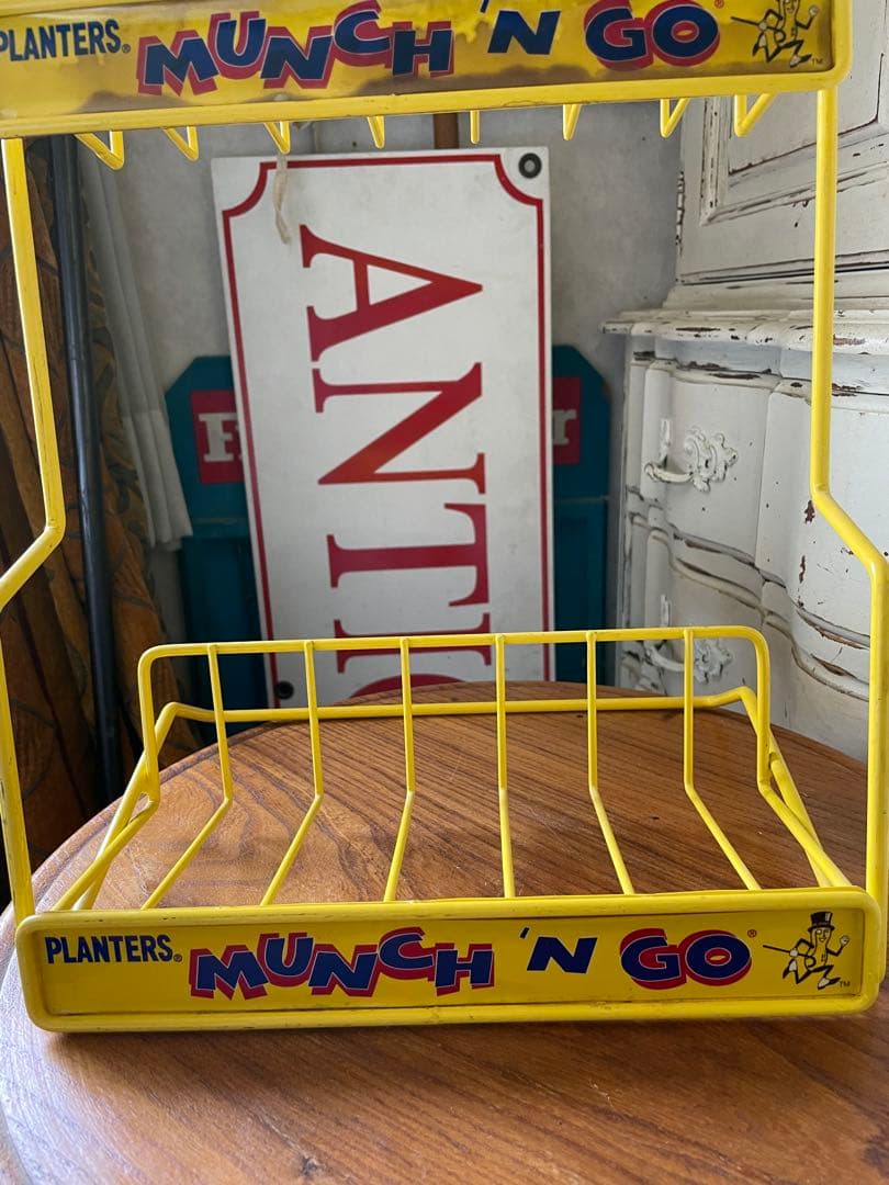 アンティーク　ワイヤー　ディスプレイ　ラック　スタンド飾り棚Mr.PEANUTS