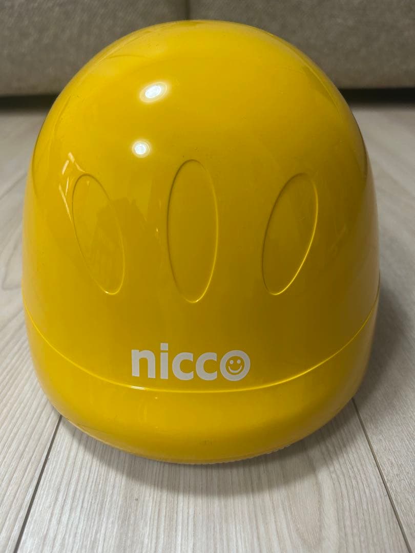 ストライダー＋スタンド＋ヘルメット３点セット