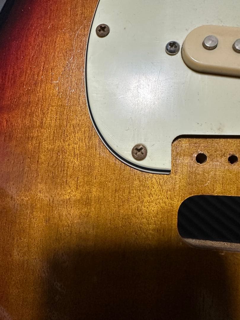 フェルナンデス　希少スパロゴ　ジャパンヴィンテージ　トレモロ無しナット無し