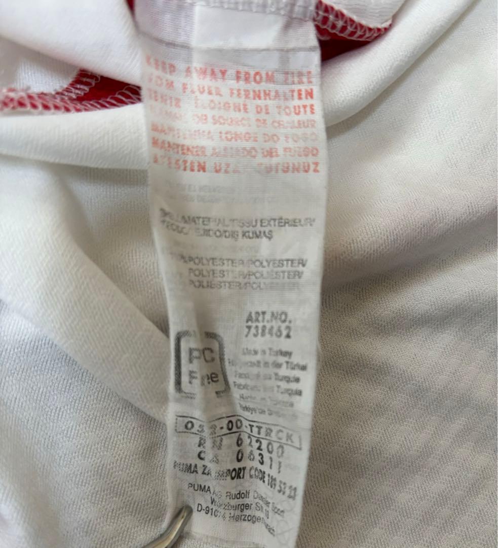 シュトゥットガルト　岡崎慎司選手　プーマ　ユニフォーム