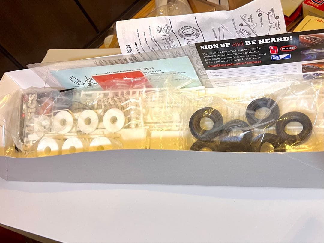 AMT 1/25 フルハーフ トレーラー Fruehauf Flatbed