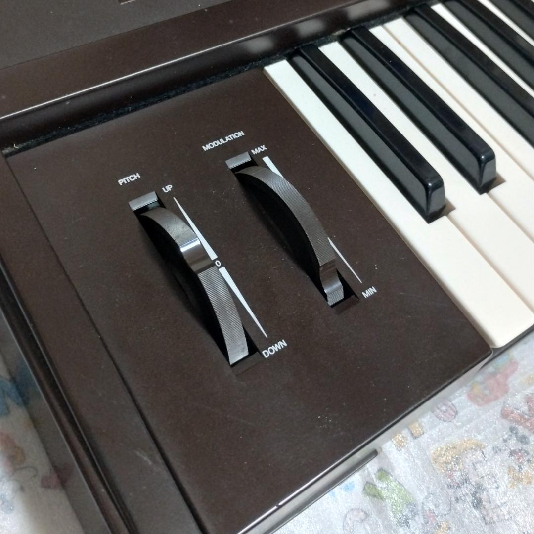 YAMAHA「 DX7 」 FM音源搭載デジタルシンセサイザー