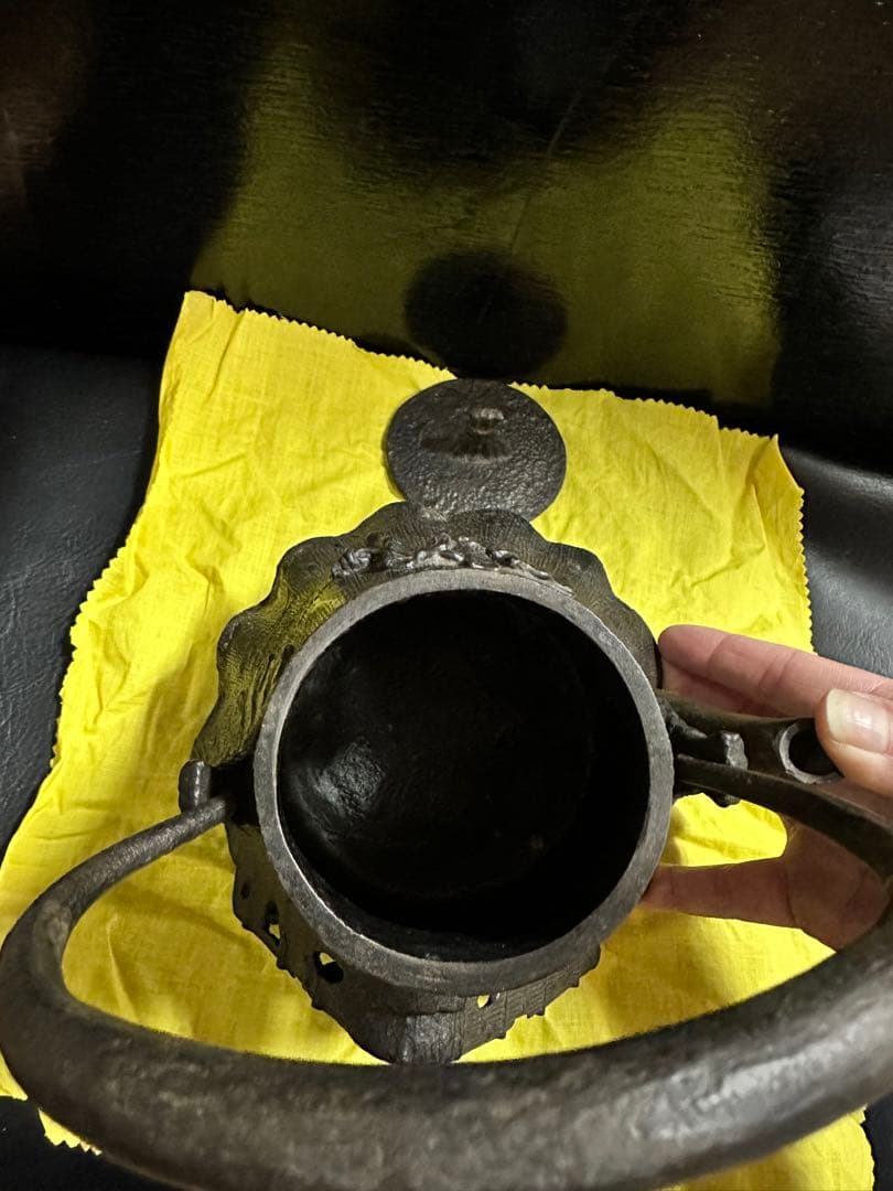 鉄瓶　鉄ピン　古美術　金属工芸