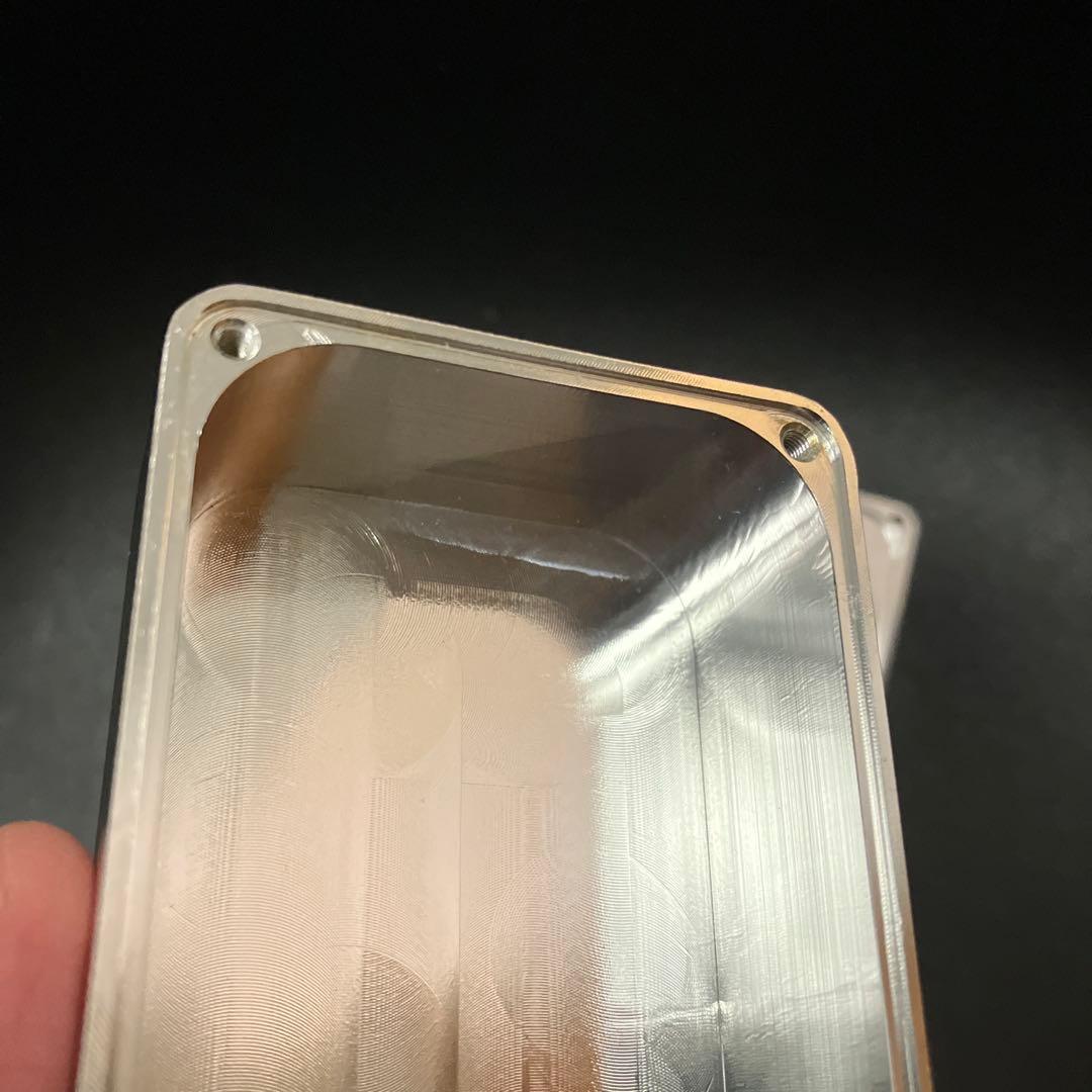 アルミ削り出し！自作エフェクター用ボックス