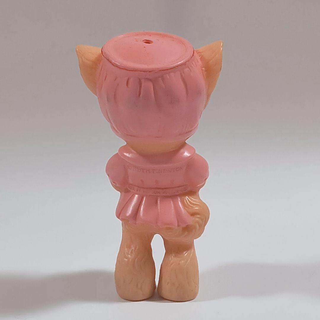 ビンテージ サンラバー ボンネットキティ 黒目 ルースニュートン ピンク