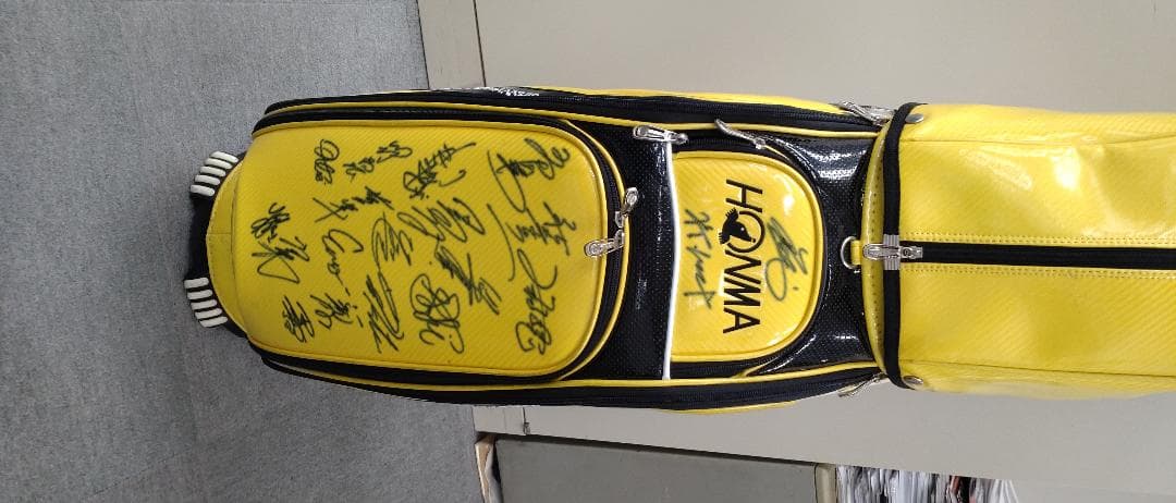 26名サイン入り本間ゴルフバッグ