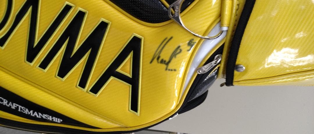 26名サイン入り本間ゴルフバッグ