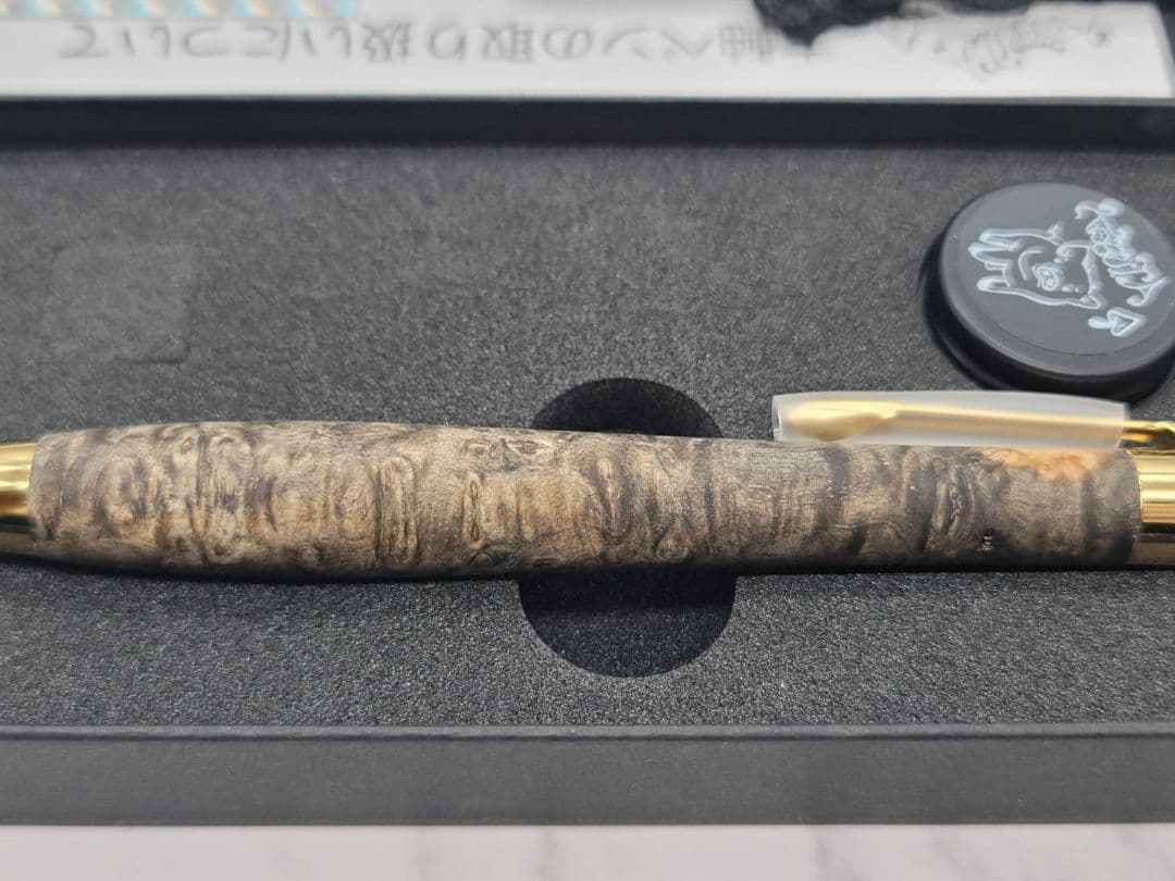 新品　こぶた工房　極上+花梨瘤　青瘤グロテスク　金金具　ボールペン