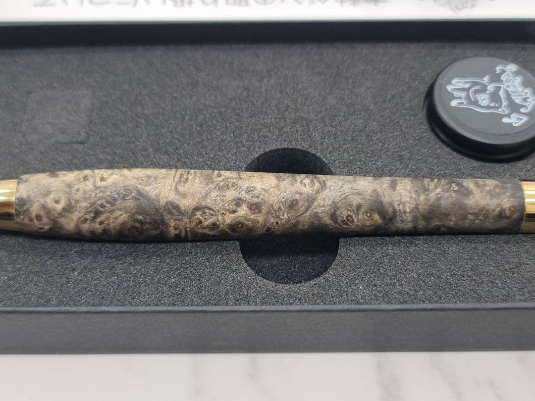 新品　こぶた工房　極上+花梨瘤　青瘤グロテスク　金金具　ボールペン