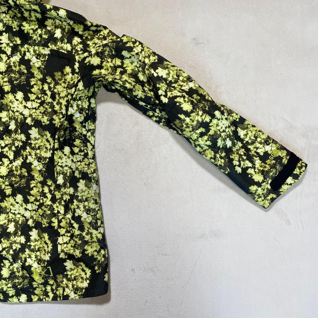 【超美品】バートン ak ゴアテックス ジャケット スノボウェア 花柄　S