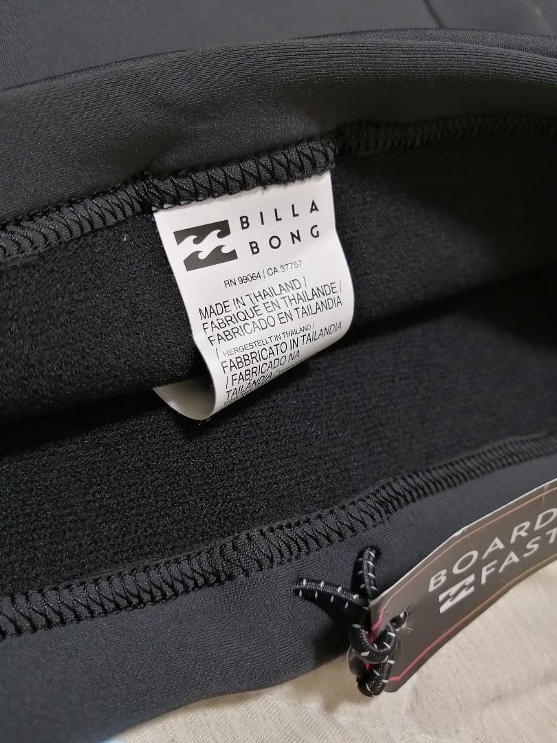 【新品未使用品】ビラボン タッパー Ｍサイズ 定価19800円 ブラック