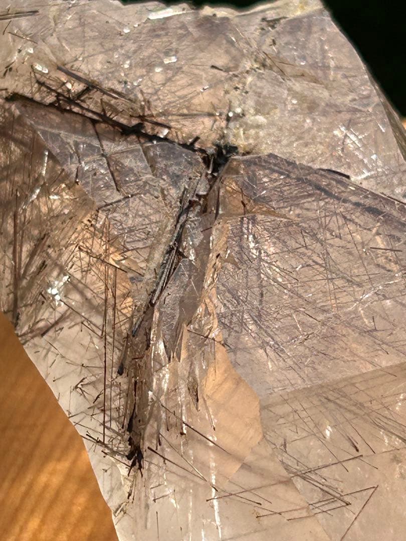 ブラウンルチル原石カテドラルAAAAAレインボー入 希少価値‼️SALE中