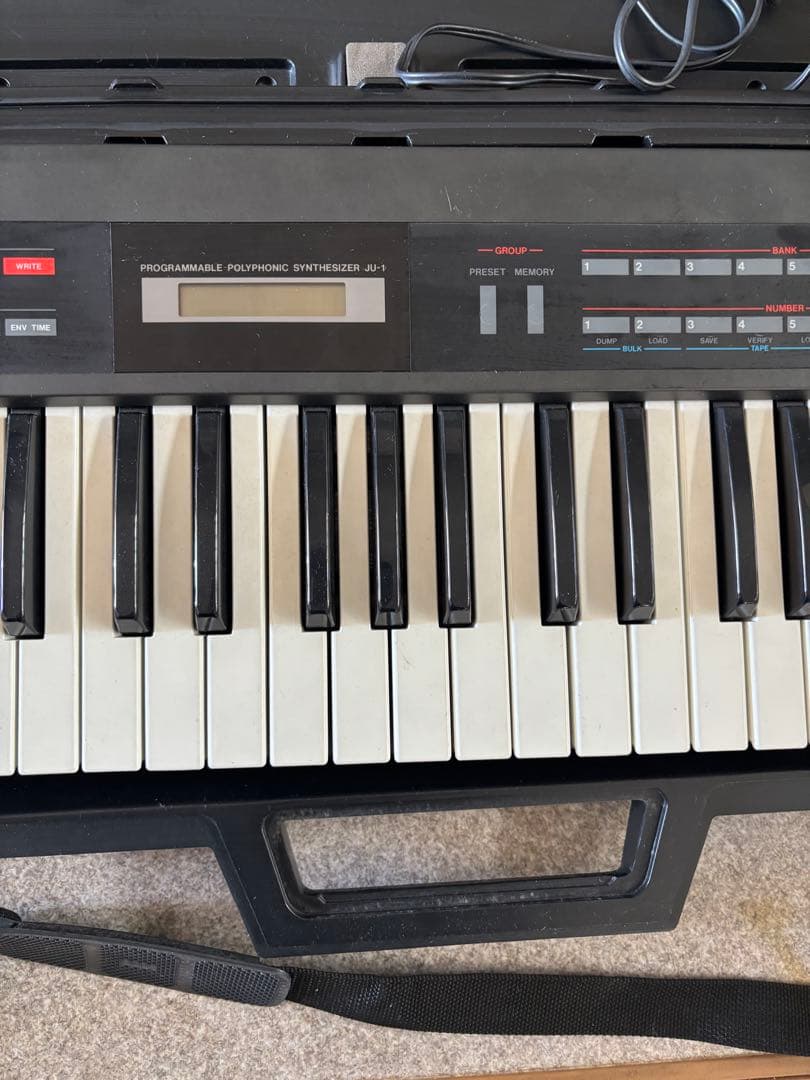 Roland JUNO-1 キーボード