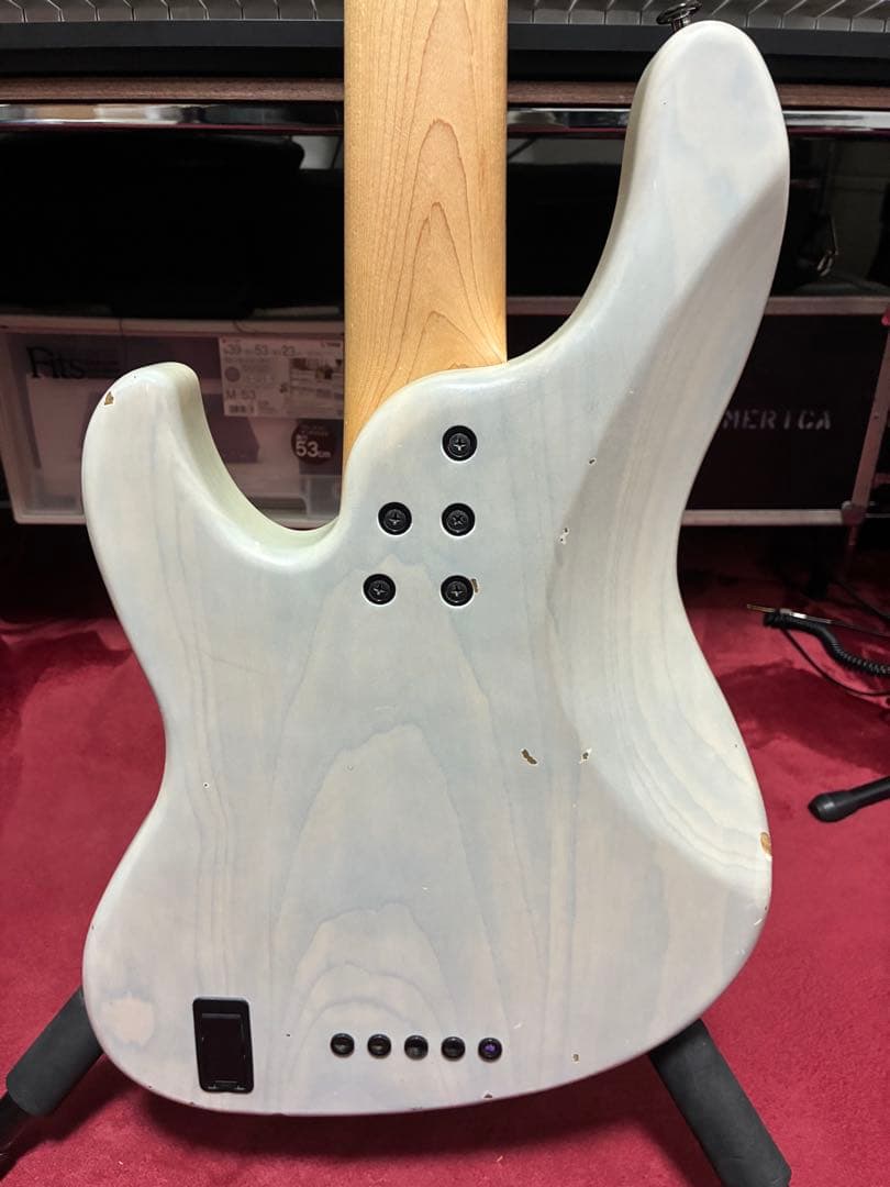 Fujigen 5弦ベース