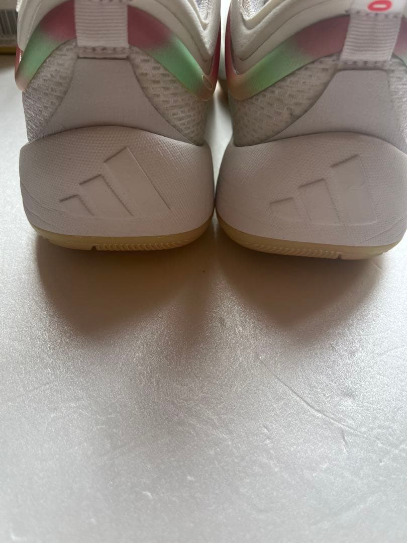 Adidas D.O.N. Issue 6 Footwear White 箱付き