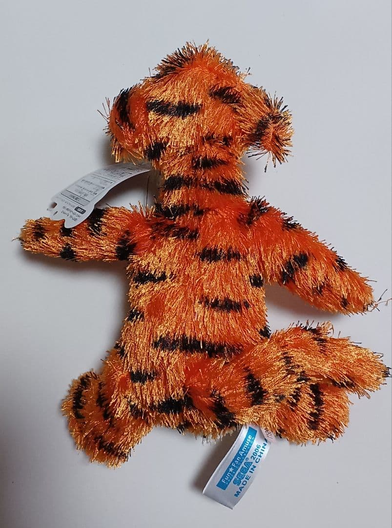 ディズニー　くまのプーさん　キュートサイズシャイニーカラーふわふわぬいぐるみ