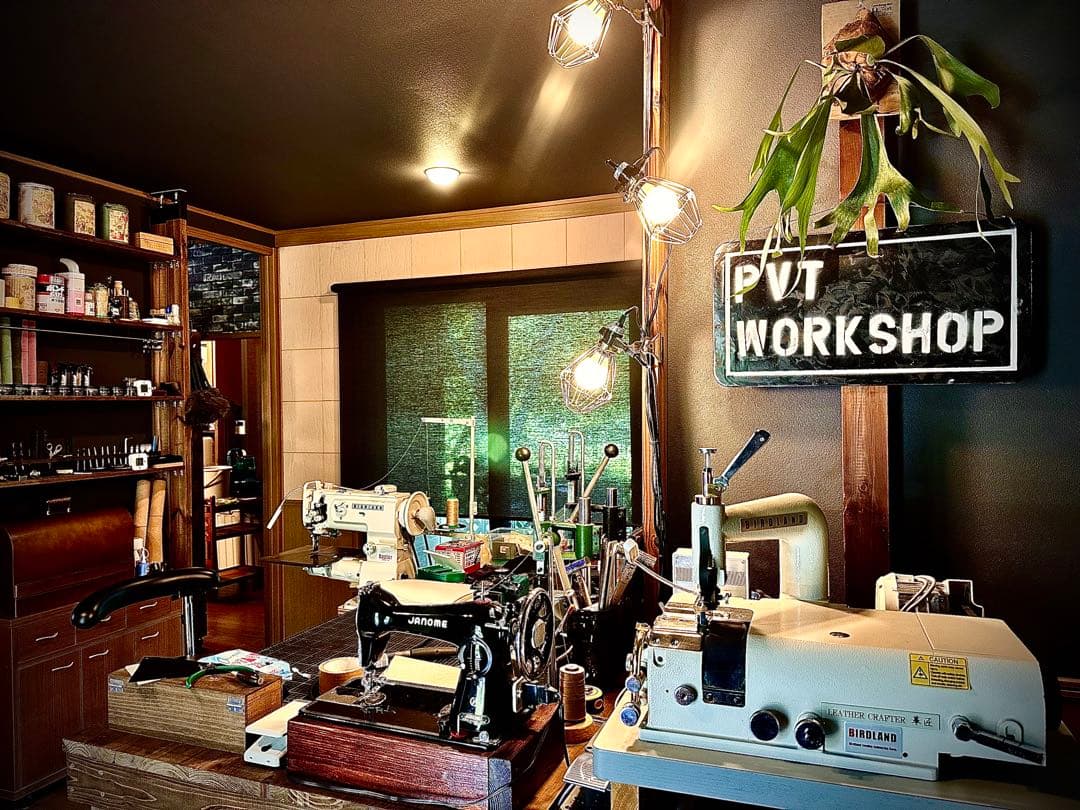 在庫入替SALE！Pvt.Workshop 本革　デッキケース
