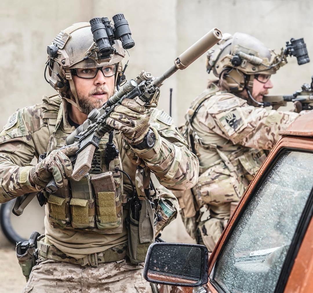 総額21万円　実物　VORTEX VIPER PST Gen2 1-6×24