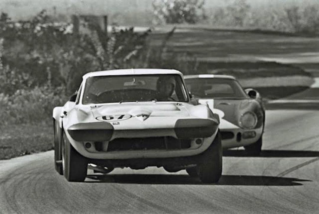 1/18 EXOTO シボレー シャパラル コルベット グランスポーツ 1964