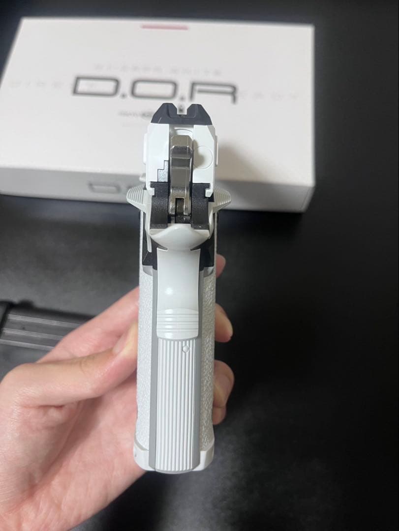 【未使用に近い】東京マルイ　ハイキャパ ホワイト D.O.R