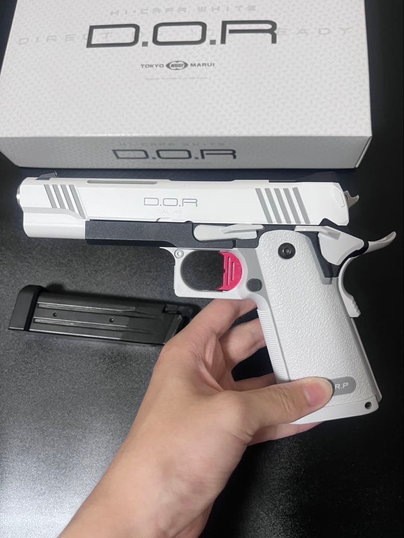 【未使用に近い】東京マルイ　ハイキャパ ホワイト D.O.R