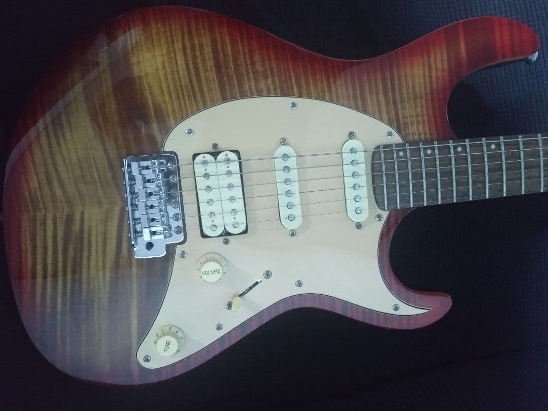 Cort エレキギター レッドグラデーション