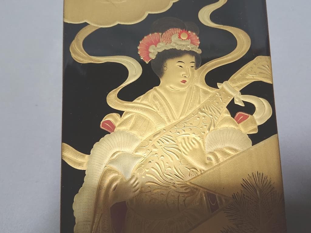 旧家蔵出し　羽子板　豪華蒔絵「天女の羽衣」木箱入り