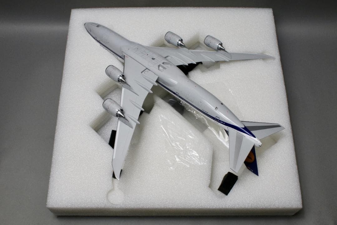 1/200 ルフトハンザ B747-8 レトロ塗装 D-ABYT