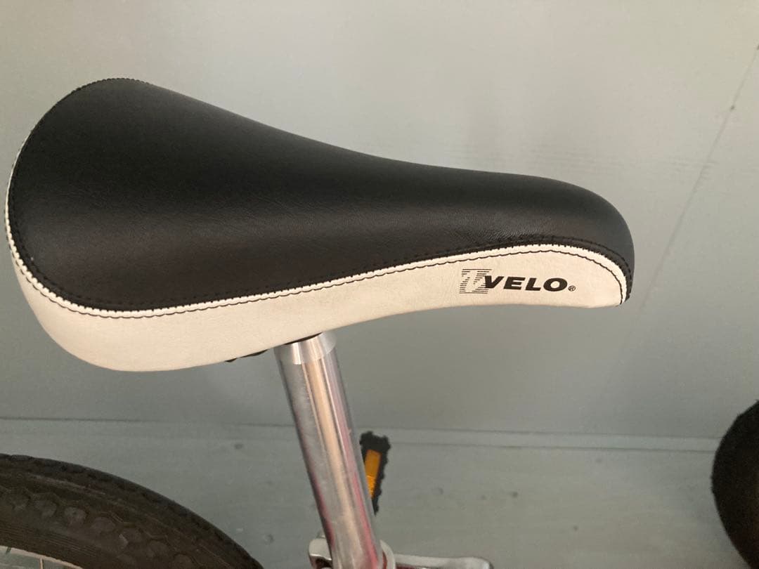 ビンテージ　PEUGEOT 赤 三輪車