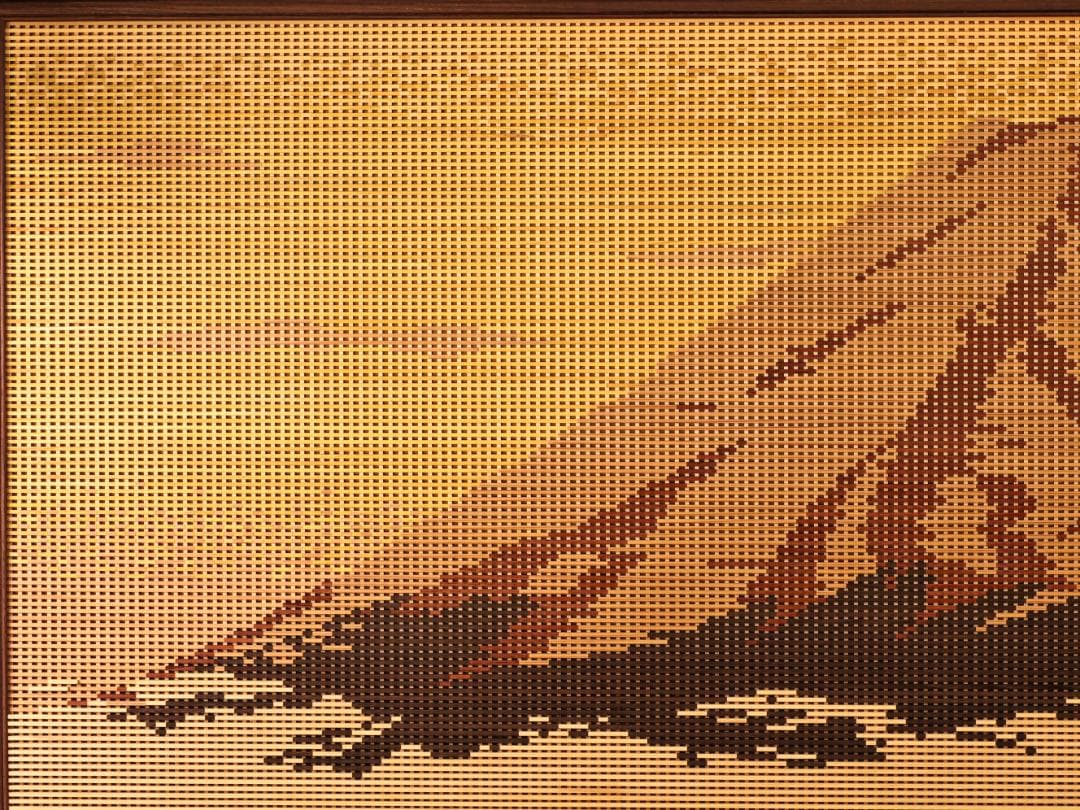 【真作】　BK277　塩澤正信 「 赤富士 」　組子工芸　希少木　黄布　タトウ