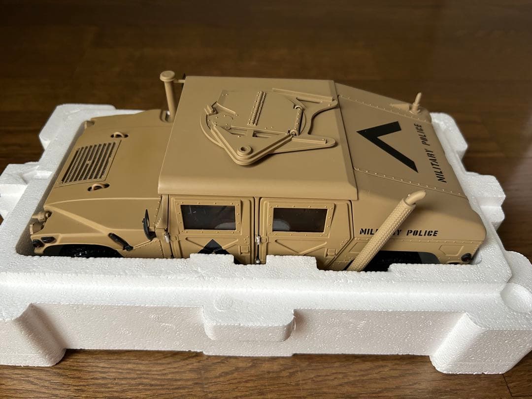 EXOTO 1/18 Hummer Thunder Trac エグゾト ハマー