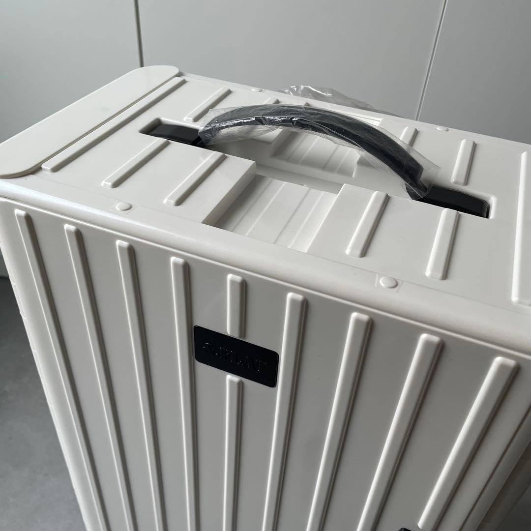 &.FLAT折り畳めるキャリーケース 機内持ち込み可能35Lスーツケースフラット