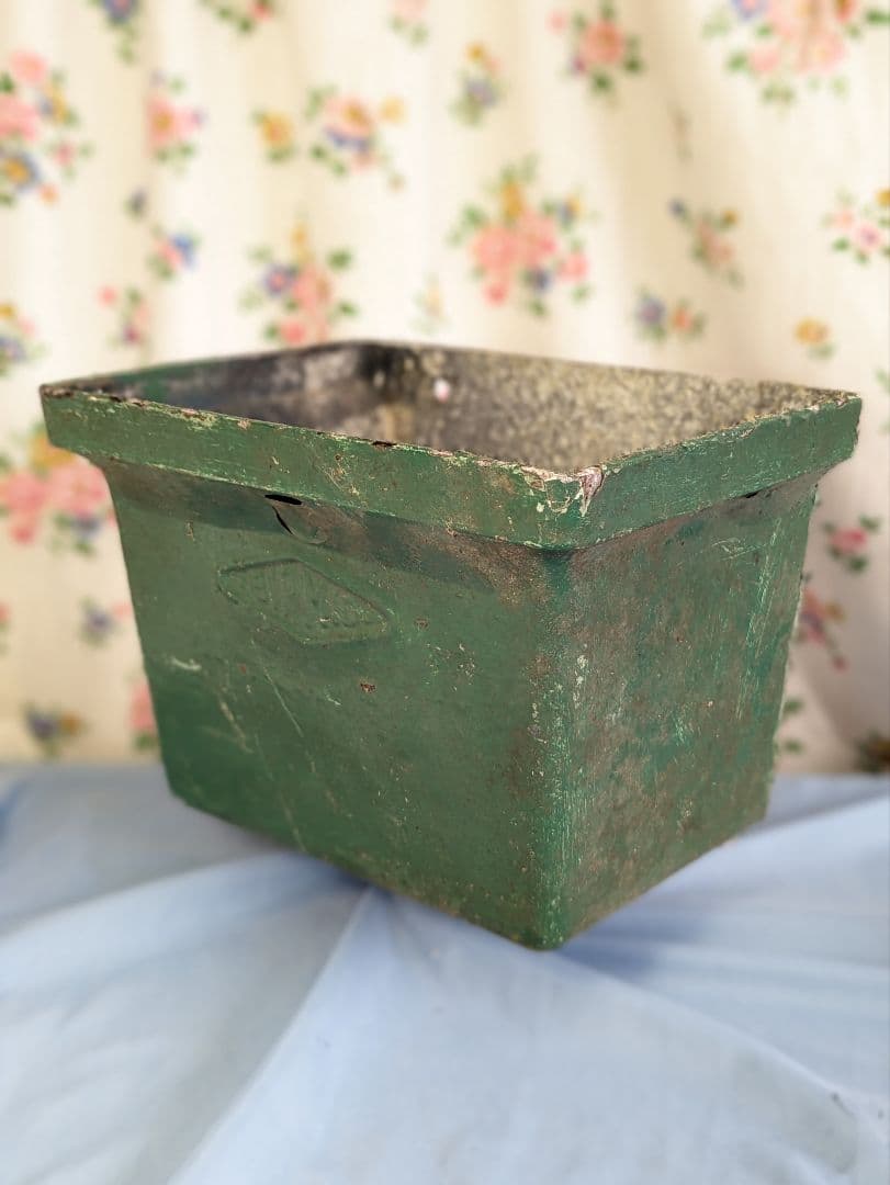 イギリス アンティーク アルミ製 壁掛けプランター 植木鉢 ドレインホッパー