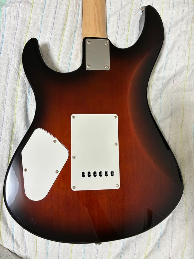 ヤマハ(YAMAHA) エレキギター PACIFICA112V