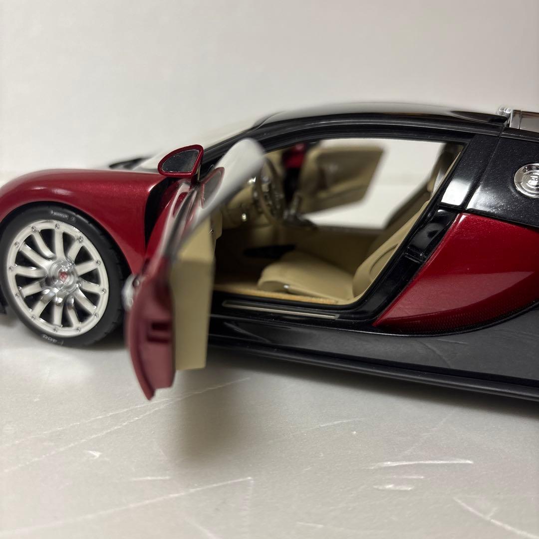 ミニカー BUGATTI VEYRON