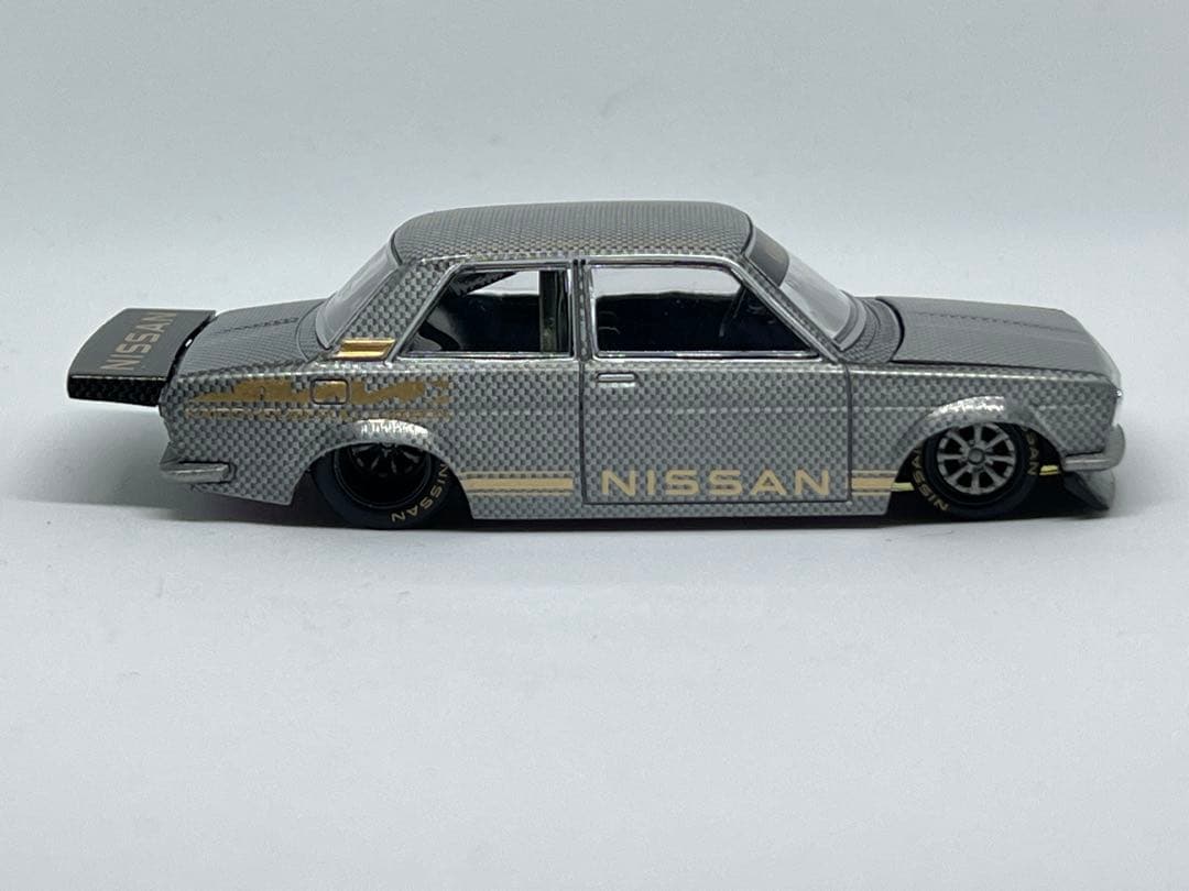 MINI GT KAIDO HOUSE DATSUNフルカーボン　チェイス