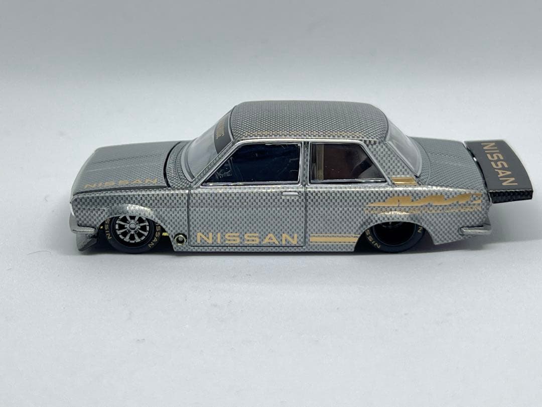 MINI GT KAIDO HOUSE DATSUNフルカーボン　チェイス