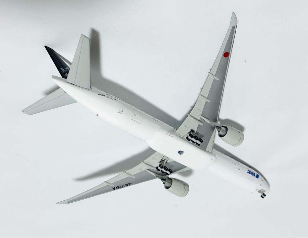 全日空商事 1/400 B777-300ER ANA STAR ALLIANCE