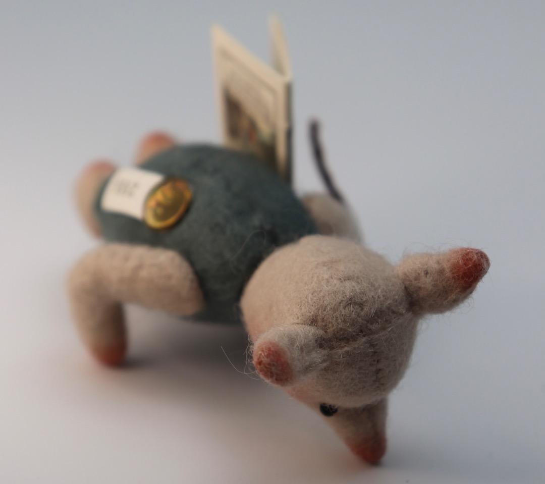 ポケット・ピグレット 7.5cm R. John Wright 1994年の作品