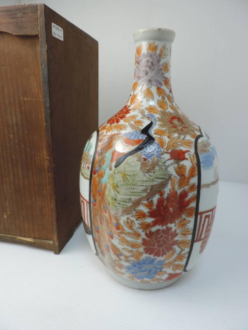 肥蝶山信甫製　色絵徳利　田代紋左衛門　幕末～明治