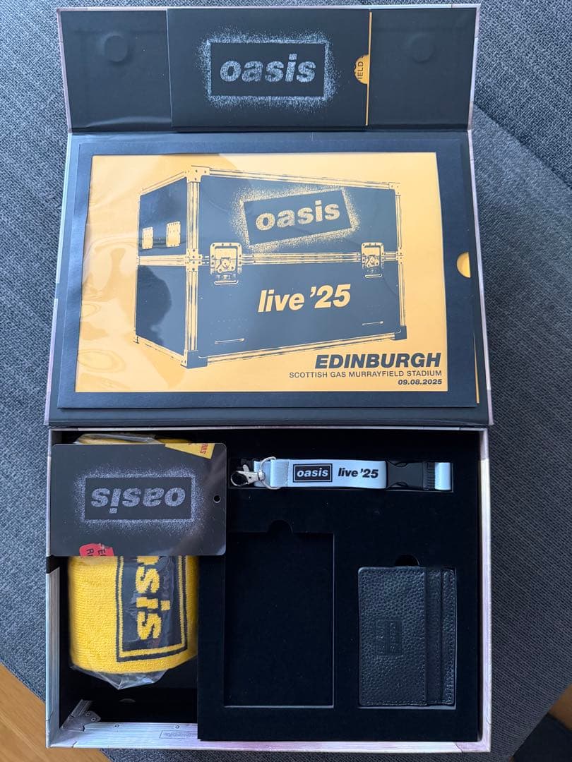 oasis live '25 VIPパッケージ（8/12 エディンバラ）