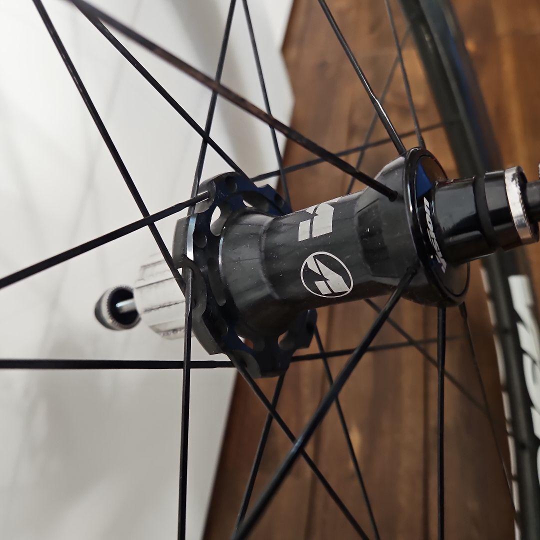 Vision metron55SLリムブレーキ用クリンチャーカーボンホイール前後