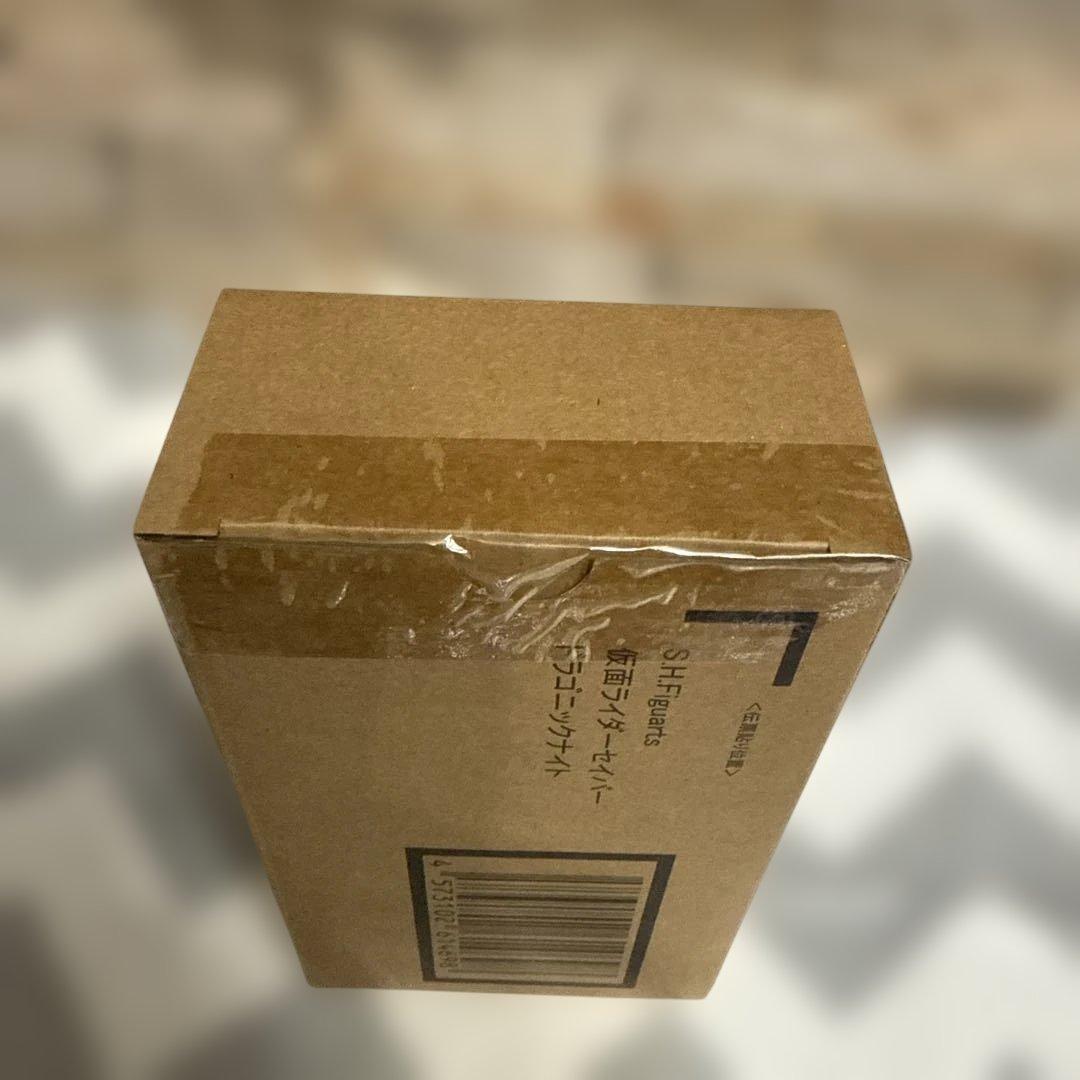 S.H.Figuarts 仮面ライダーセイバー ドラゴニックナイト