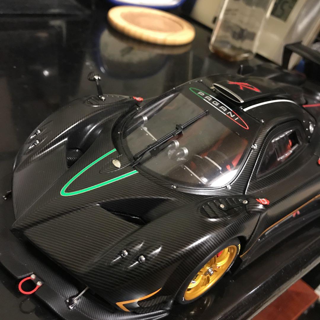 1/18 パガーニゾンダR