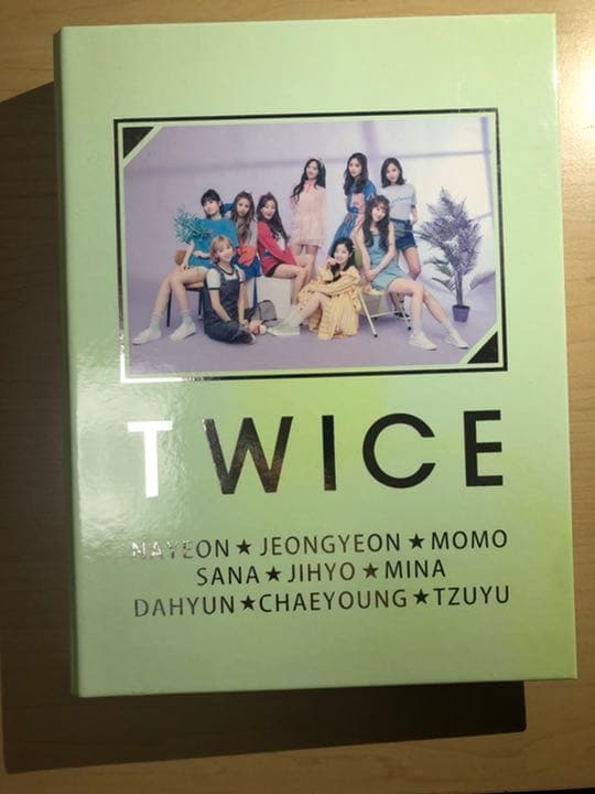 TWICEランダムトレカ&トレカケース　別売可