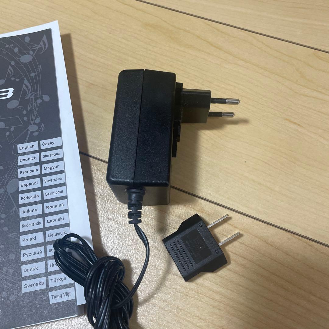 Yamaha 61鍵キーボード　ピアノス電子ピアノ　スタンドセット　ドイツで購入