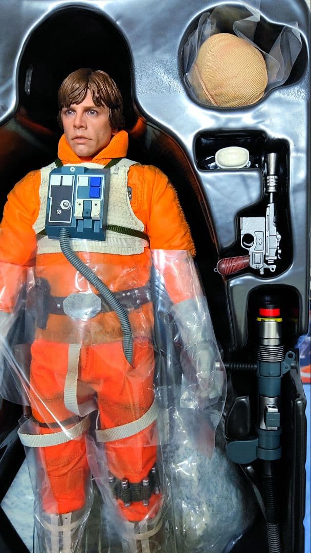 HOTTOYs•STARWARS[ルーク]レイアヘッド付き!土日限定価格!!