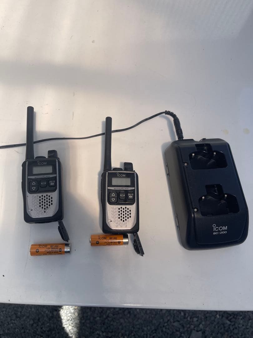 ICOM トランシーバー 2台 IC-4310S 充電器BC200セット
