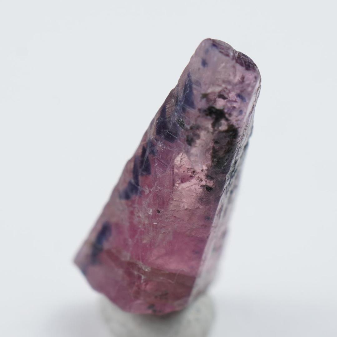 ウインザサファイア結晶　鉱物標本　原石　タンザニア産