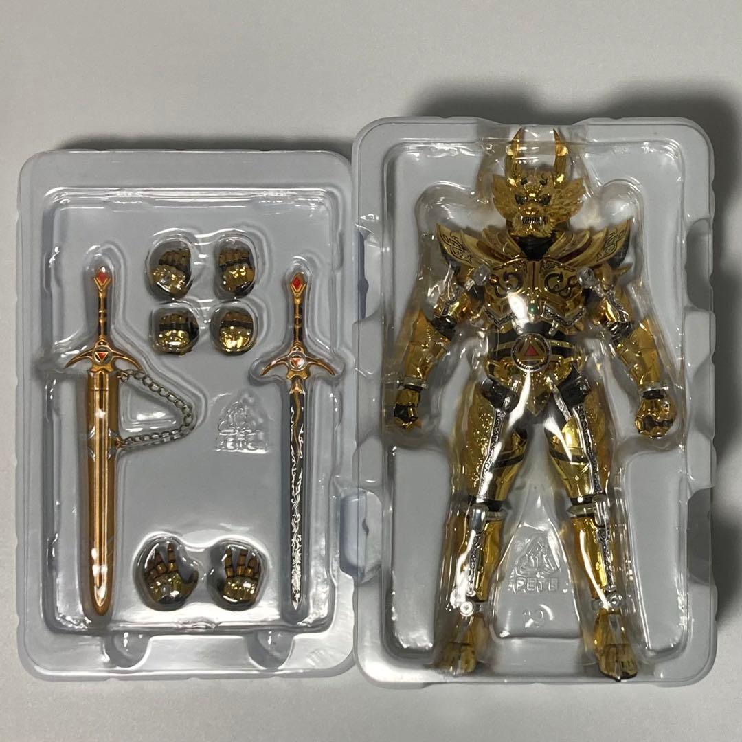 S.H.Figuarts (真骨彫製法) 牙狼 黄金騎士ガロ(冴島鋼牙)